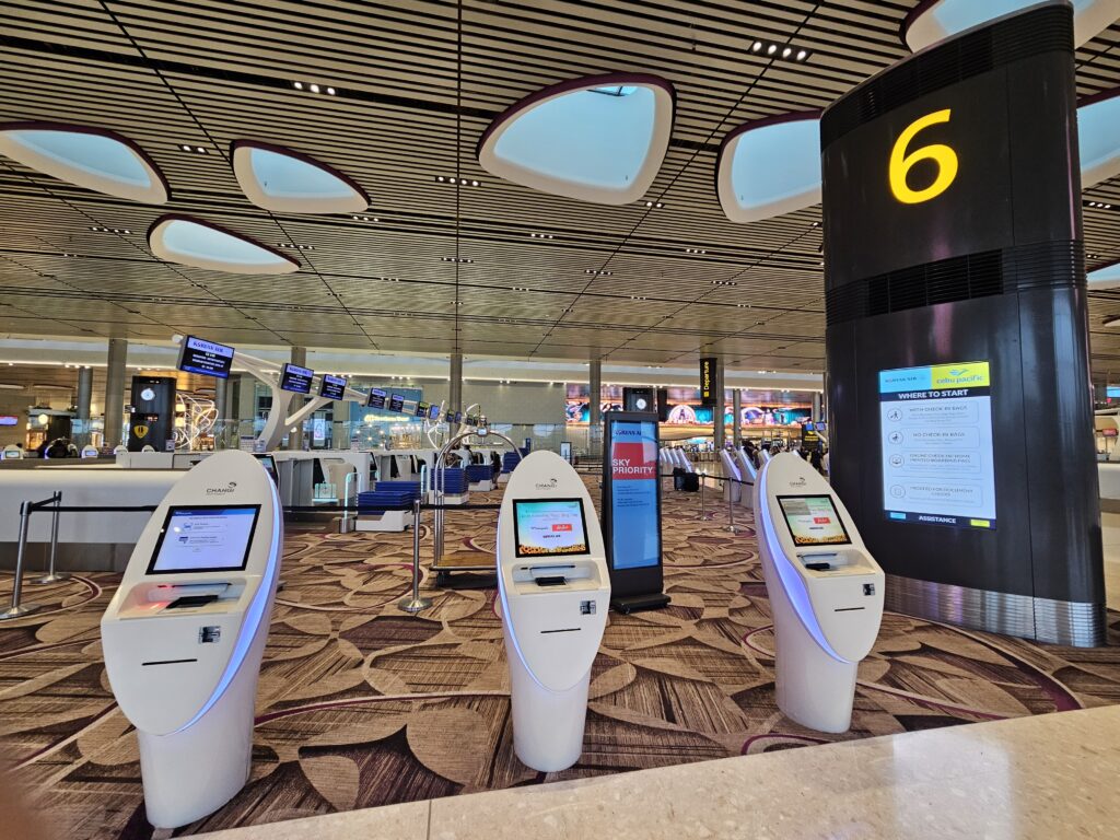 Moderne infrastructuur op Changi Airport, Singapore.