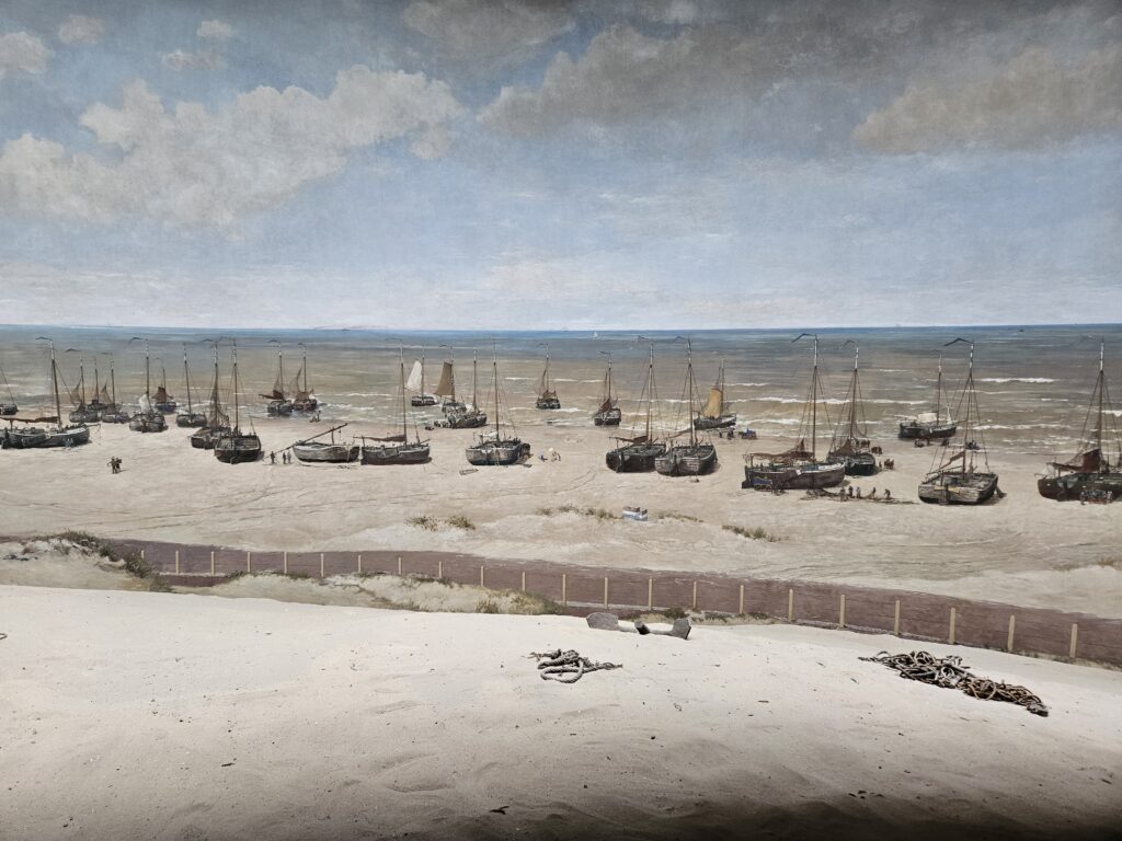 Hoog tijd om Panorama Mesdag te bezoeken: Uitzicht op het strand van Scheveningen, Panorama Mesdag, Den Haag. 