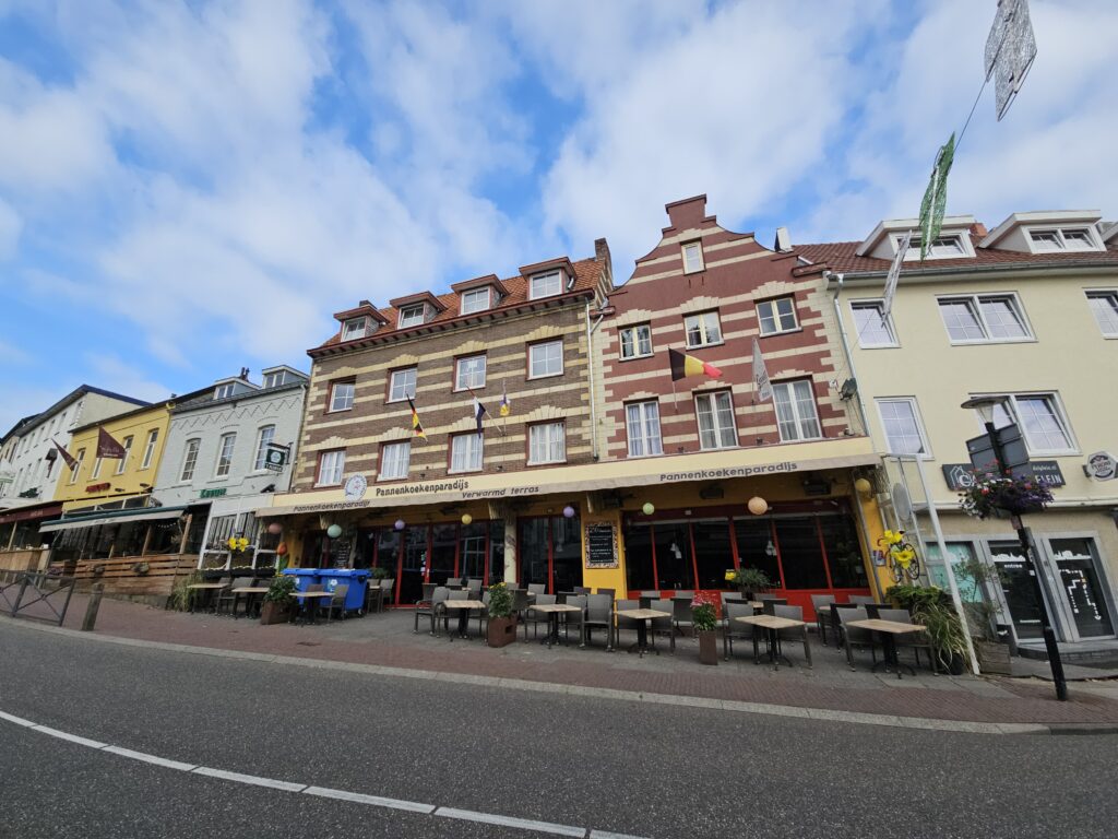 Pannenkoekenrestaurant in Valkenburg met een uitgebreide kaart van maar liefst 250 verschillende soorten pannenkoeken.