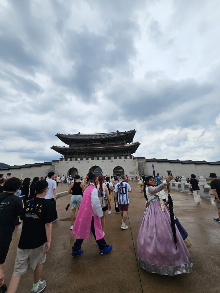 Hanbok in hetGyeongbokgung  paleis.