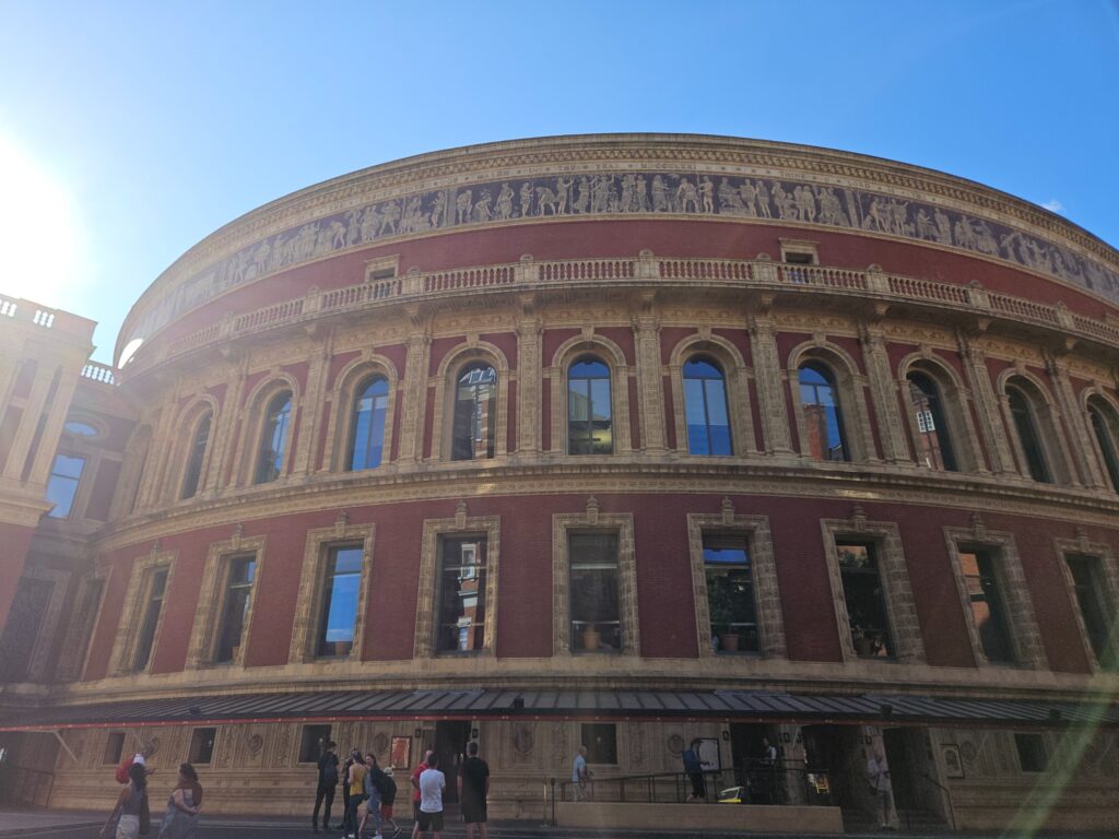 Buitenzijde van de Royal Albert Hall in Londen